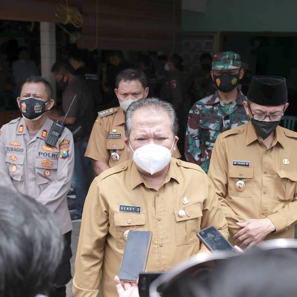 Bupati dan Wabup Jember Hadiri Vaksinasi Serentak di Ponpes Raudhatul Ulum, Sukowono 